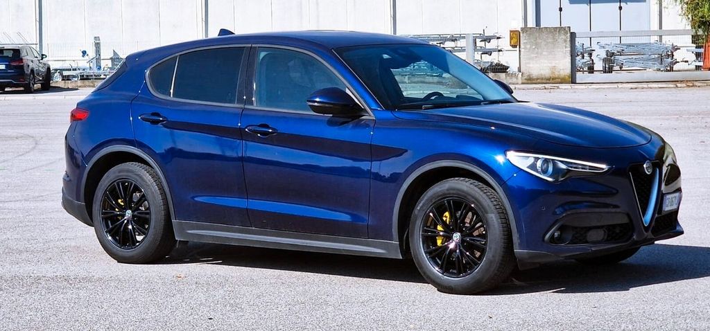 Alfa Romeo Stelvio 2020
