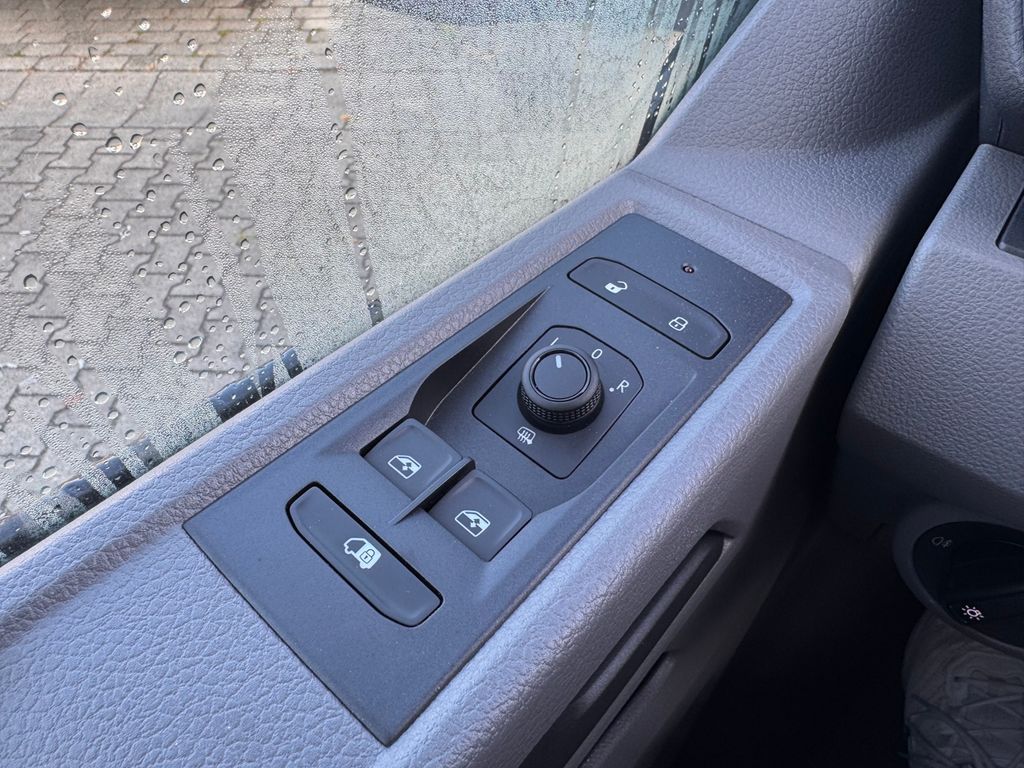 Volkswagen T6 Transporter 2025