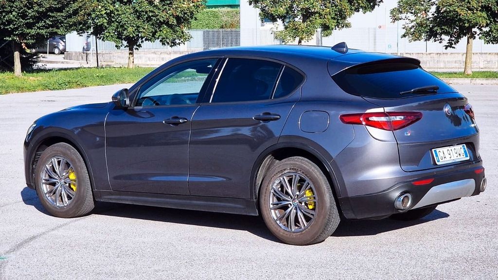 Alfa Romeo Stelvio 2020