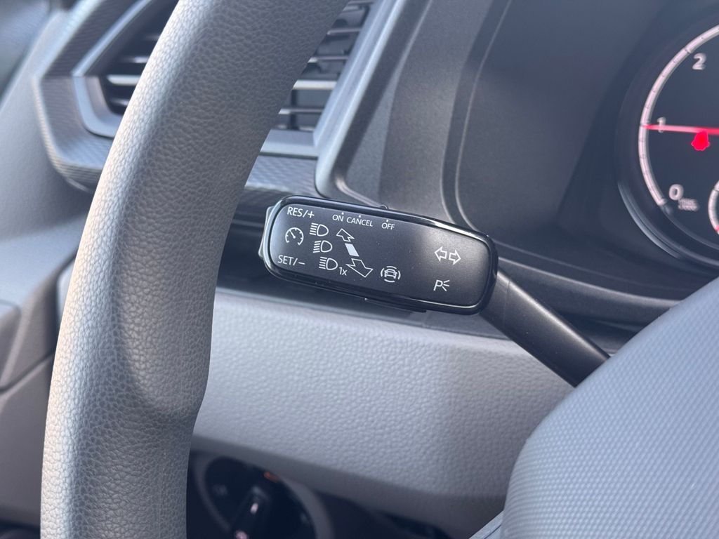 Volkswagen T6 Transporter 2025