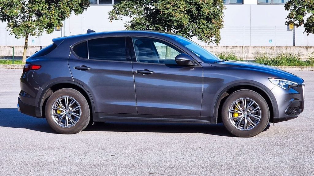 Alfa Romeo Stelvio 2020
