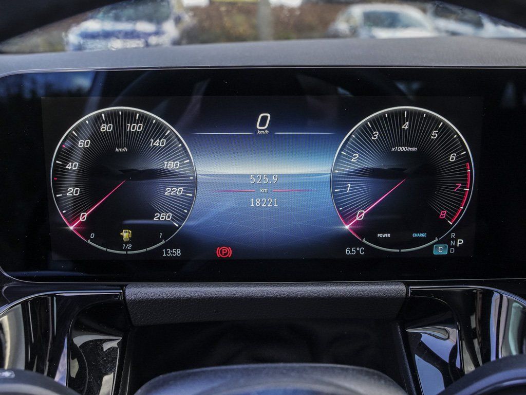 Mercedes-Benz B 200 2025