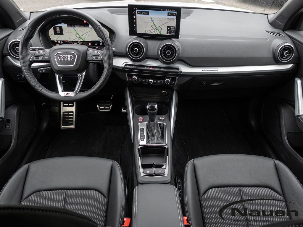 Audi SQ2 2025