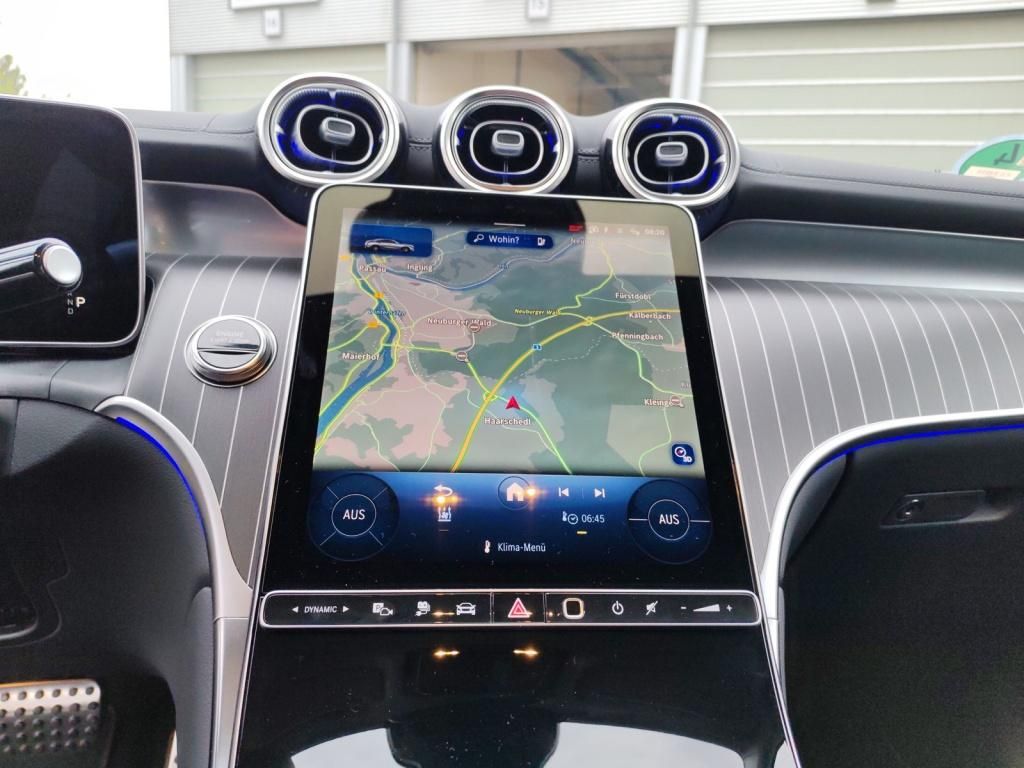 Mercedes-Benz GLC 300 2025