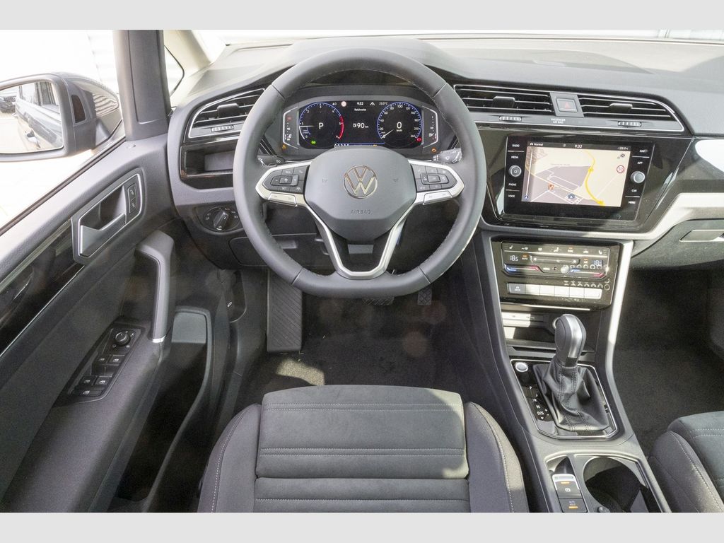 Volkswagen Touran 2025