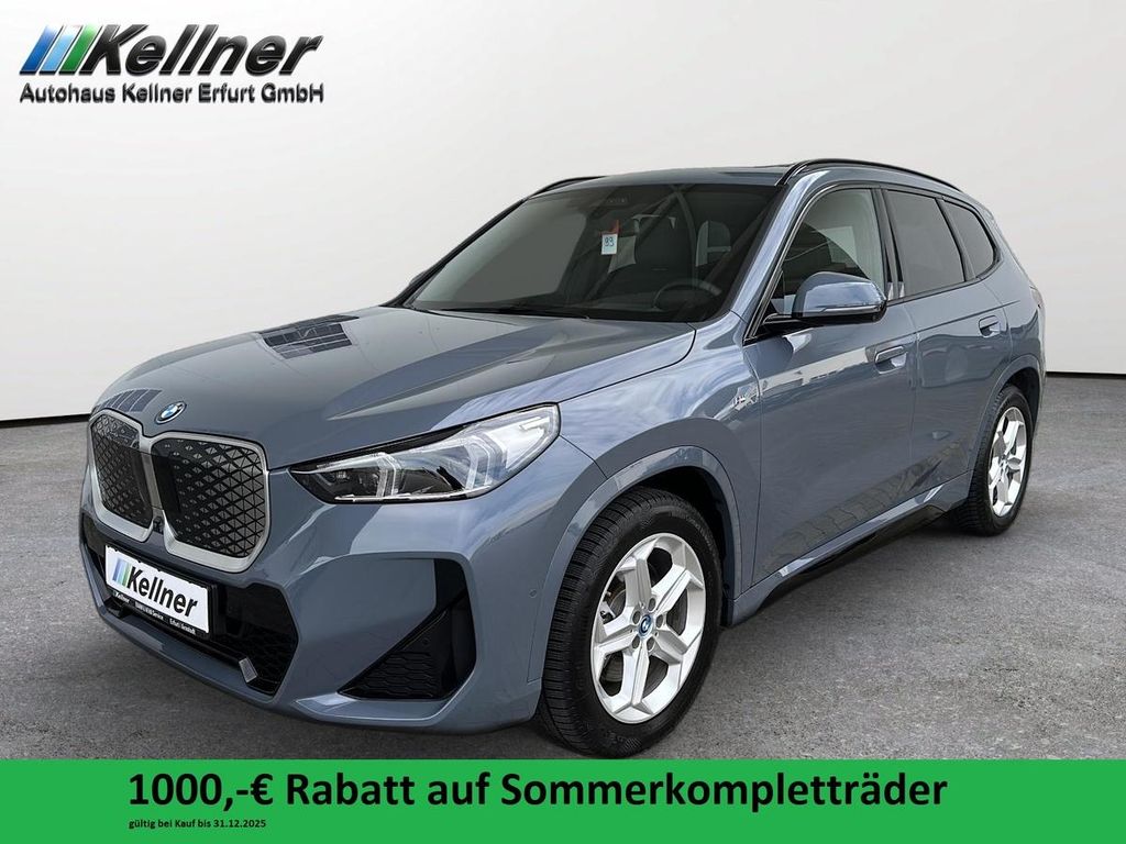 BMW iX1 2024
