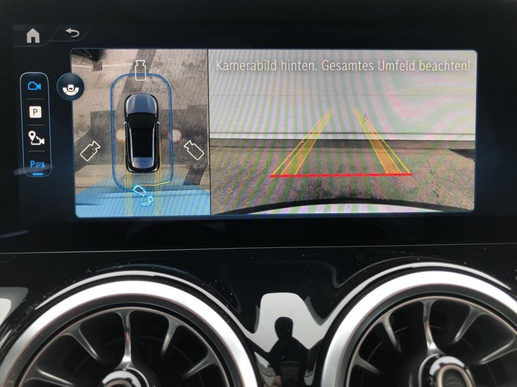 Mercedes-Benz GLA 200 2025