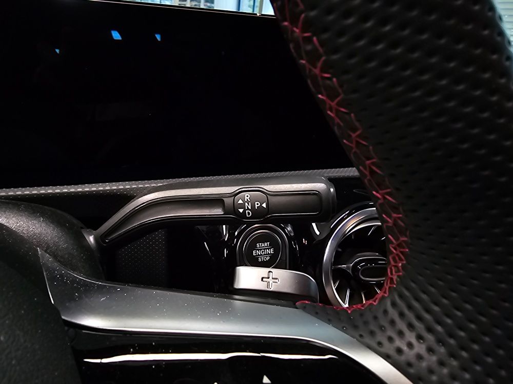 Mercedes-Benz CLA 200 2025