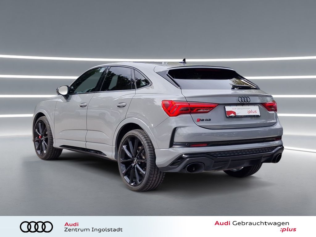 Audi RSQ3 2022