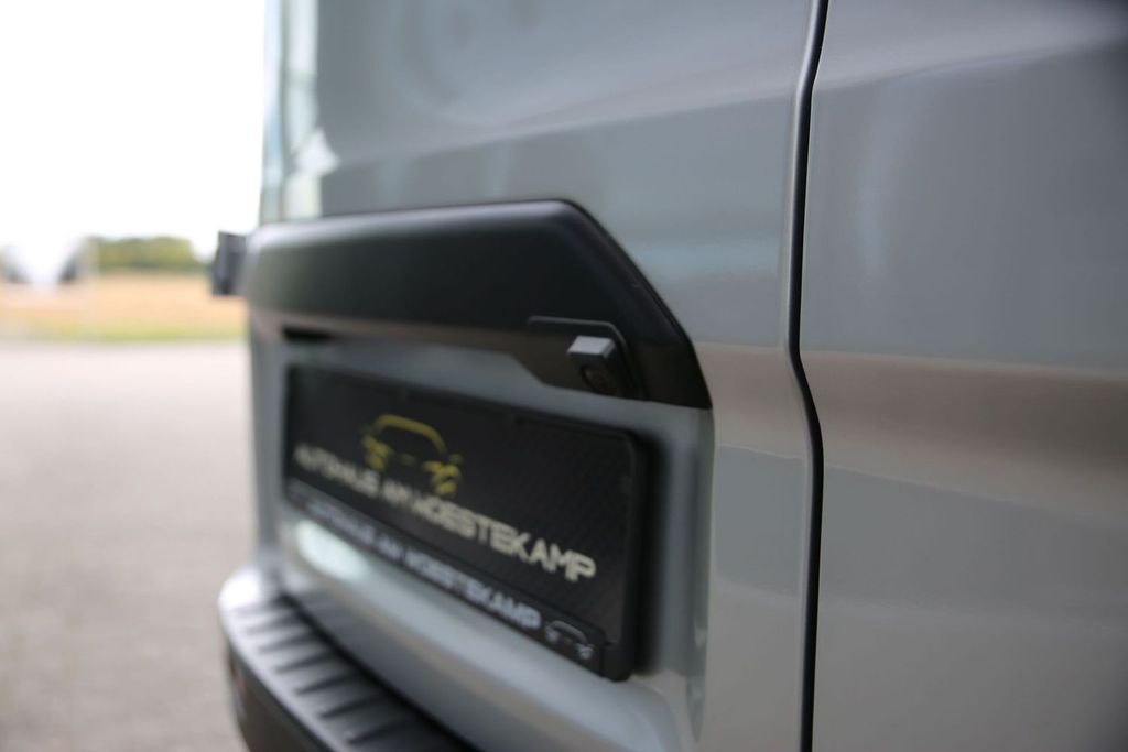 Ford Tourneo Custom 2023