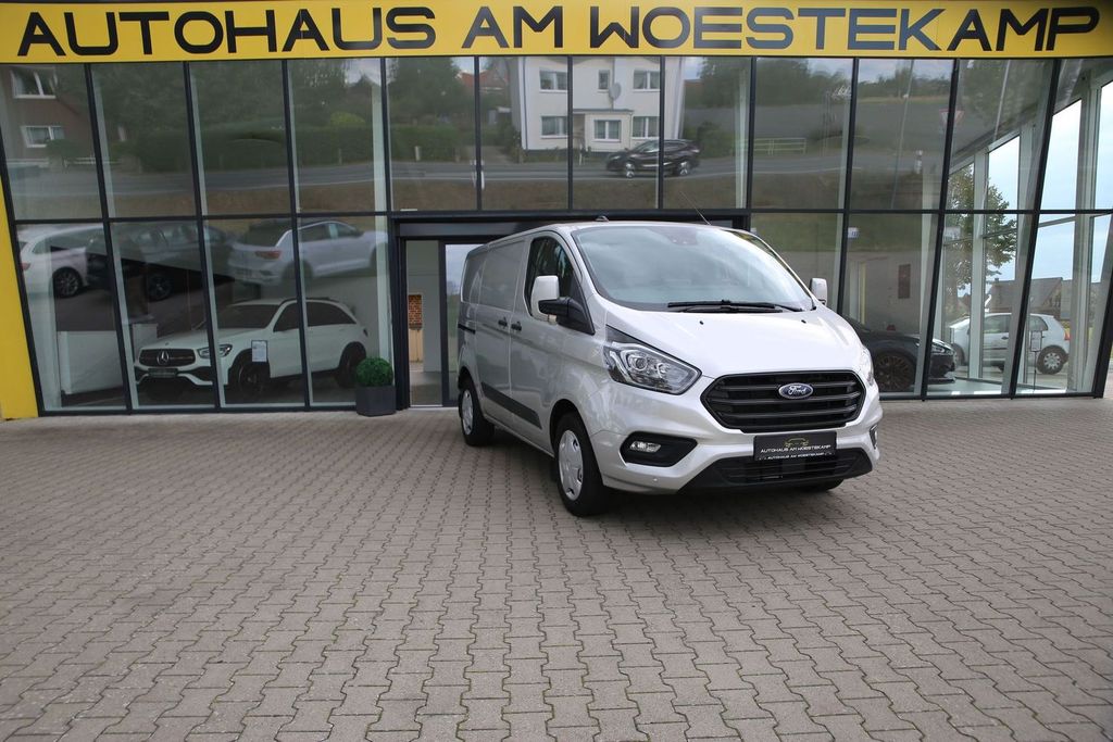 Ford Tourneo Custom 2023