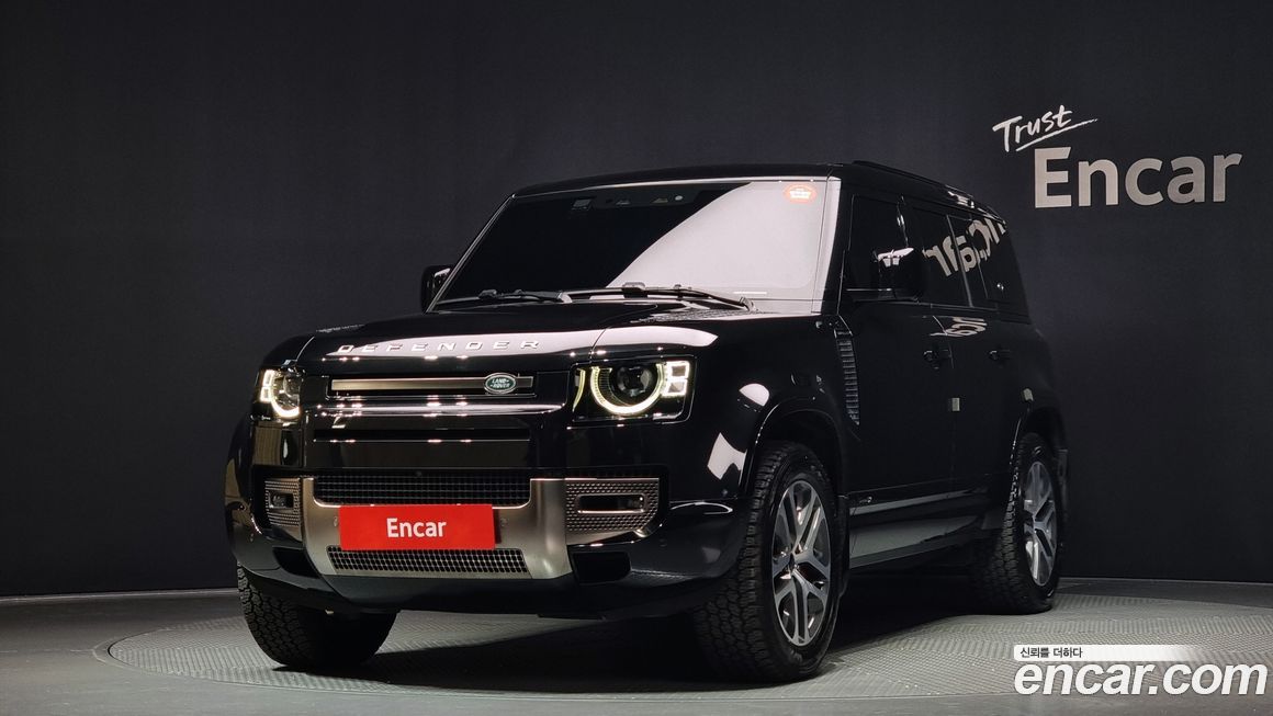 Land Rover Defender 2024