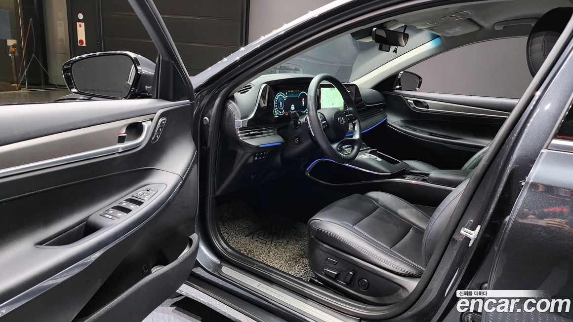 Hyundai Grandeur 2020