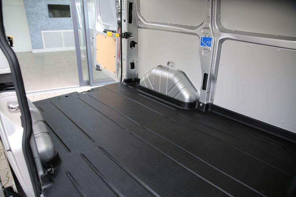 Ford Tourneo Custom 2023