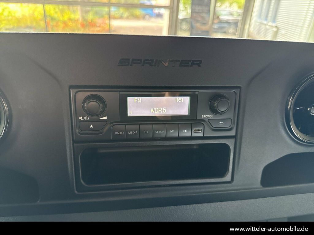 Mercedes-Benz Sprinter 2024