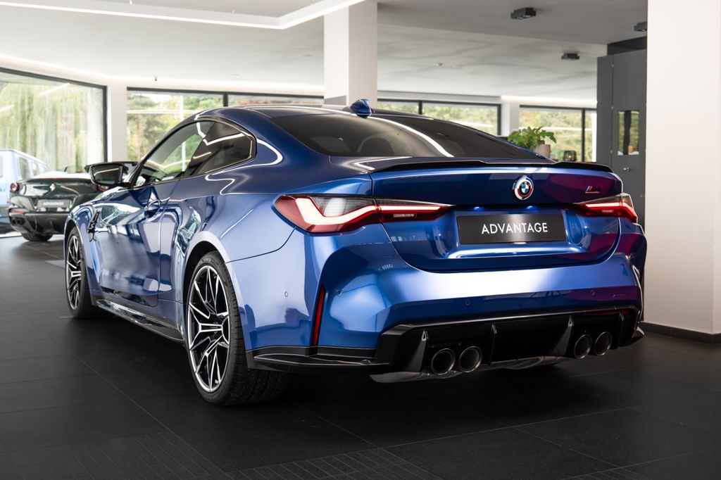 BMW M4 2023