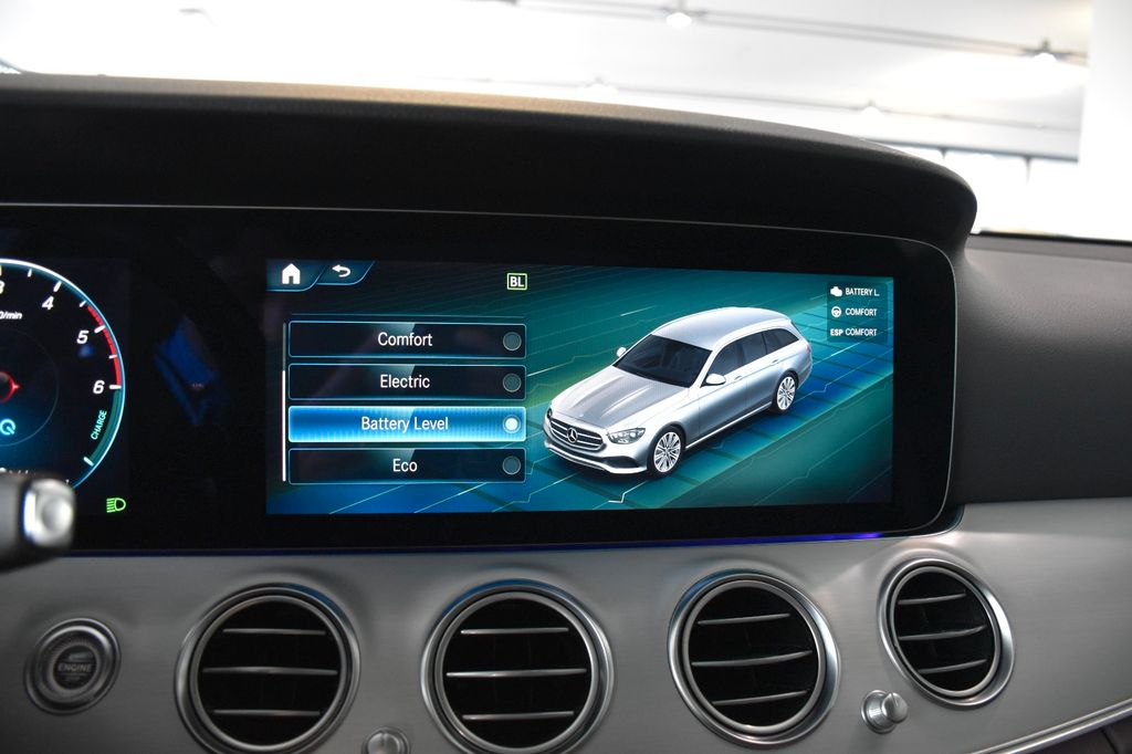 Mercedes-Benz E 300 2022