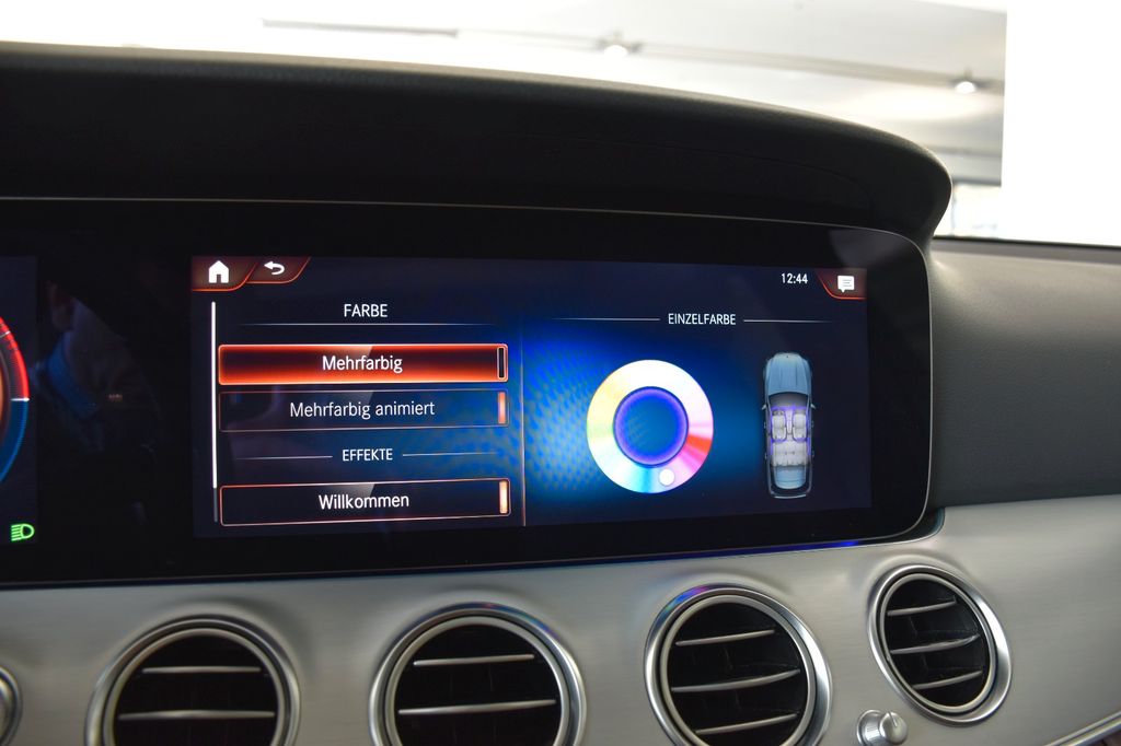 Mercedes-Benz E 300 2022