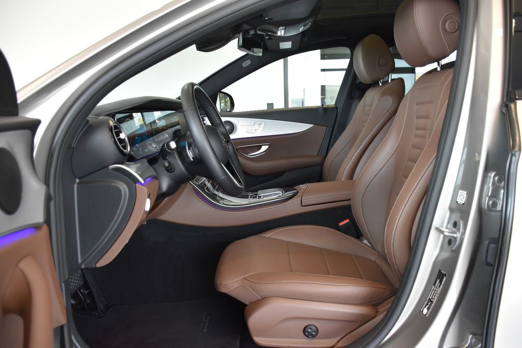 Mercedes-Benz E 300 2022