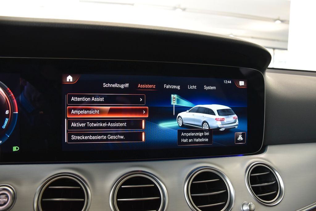 Mercedes-Benz E 300 2022