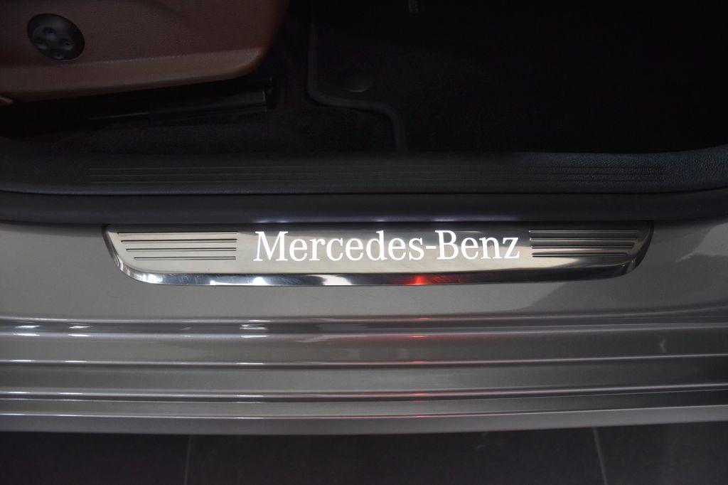 Mercedes-Benz E 300 2022