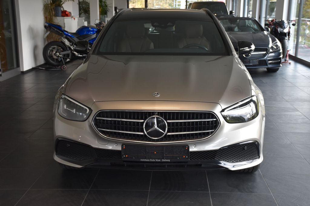 Mercedes-Benz E 300 2022