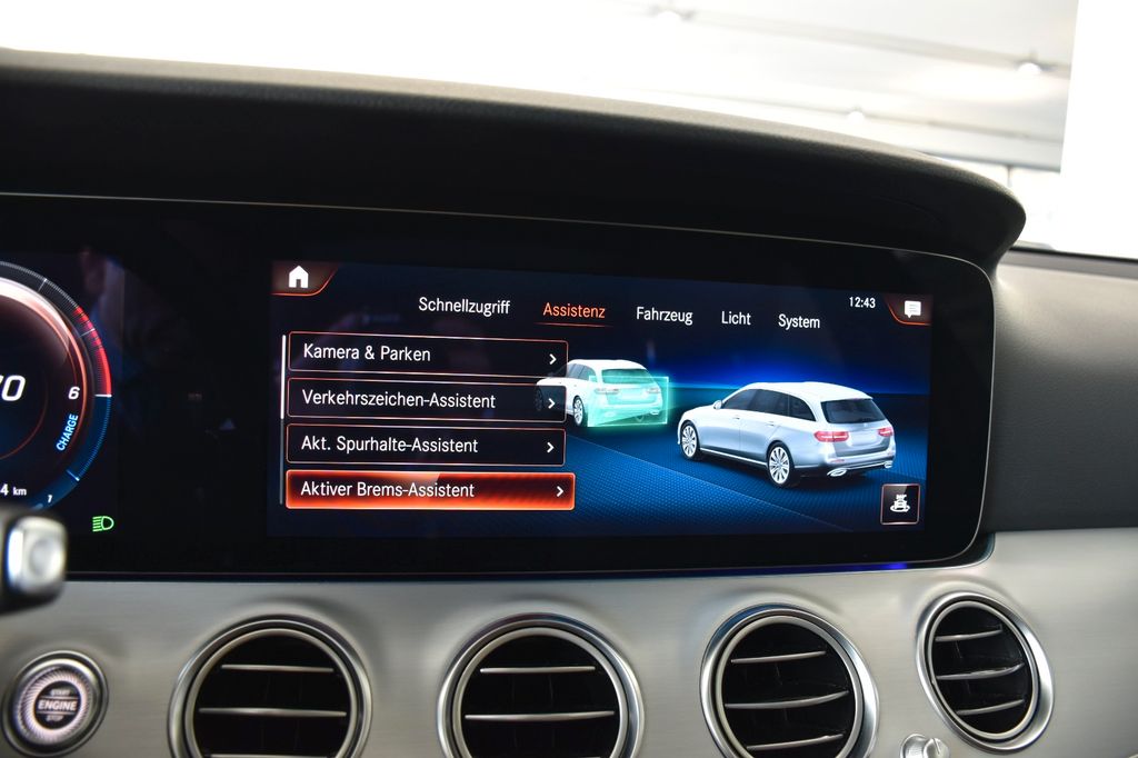 Mercedes-Benz E 300 2022