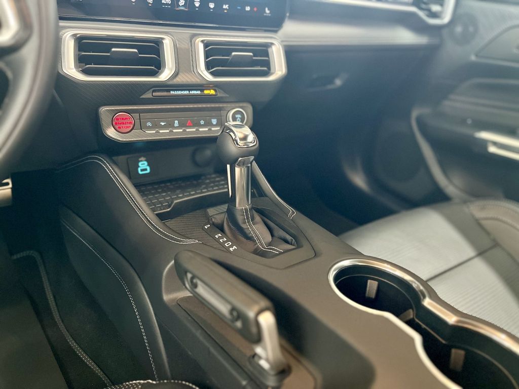 Ford Mustang 2024