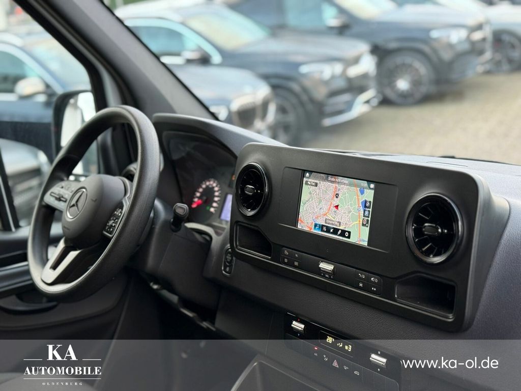 Mercedes-Benz Sprinter 2024