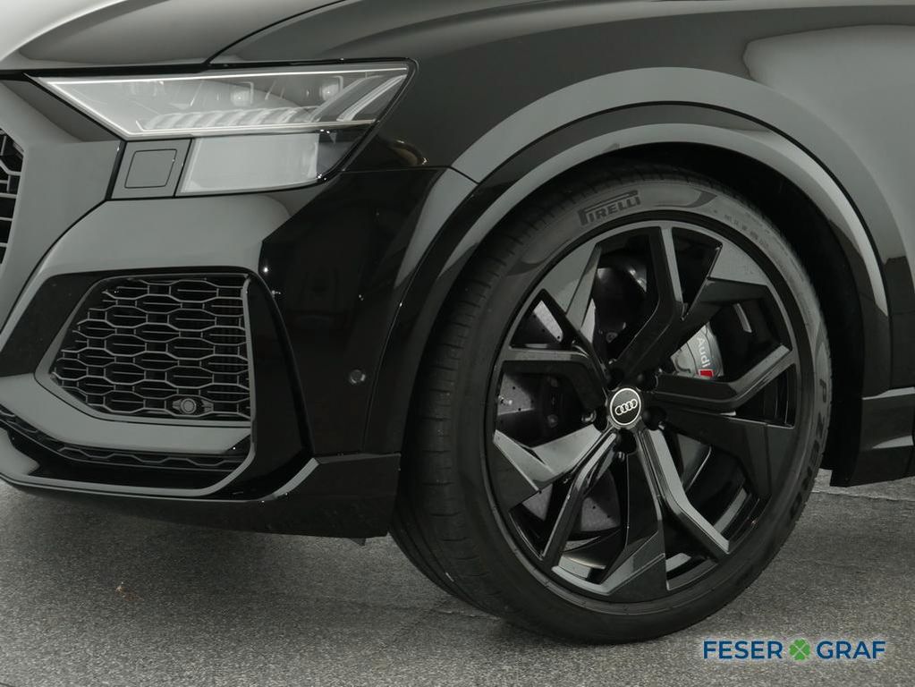 Audi RSQ8 2023