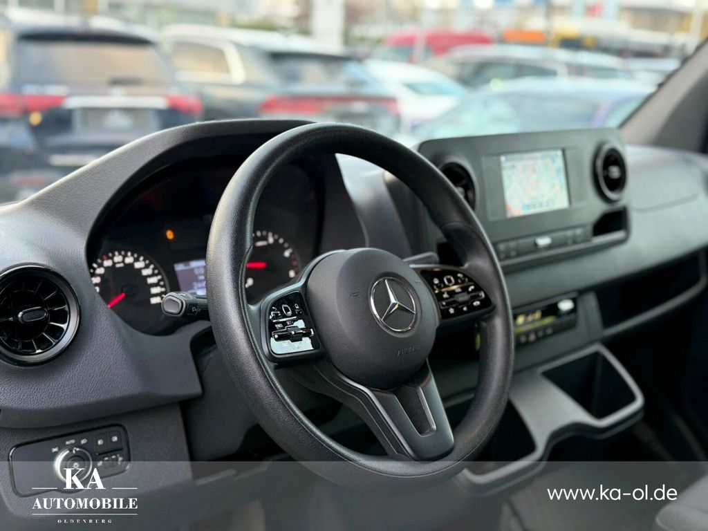 Mercedes-Benz Sprinter 2024