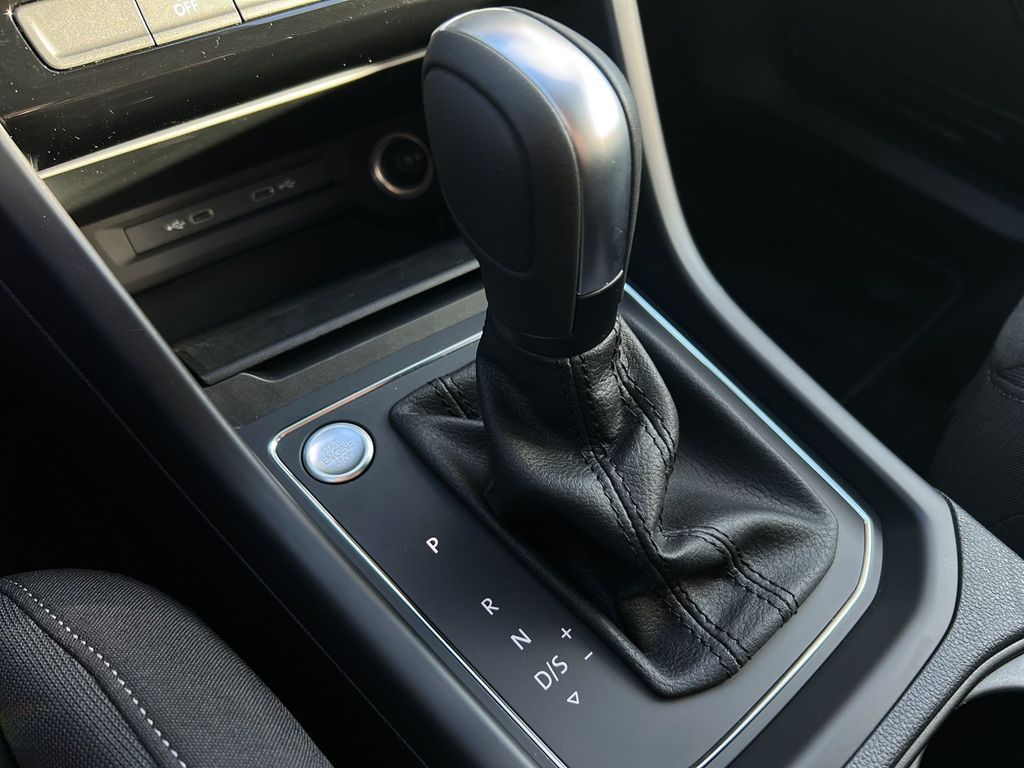 Volkswagen Touran 2025