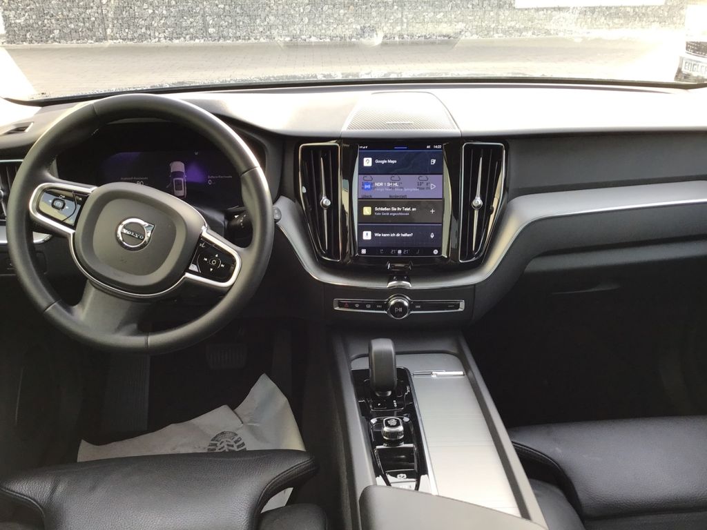 Volvo XC60 2022