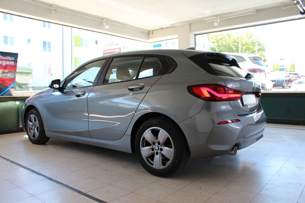BMW 118 2022