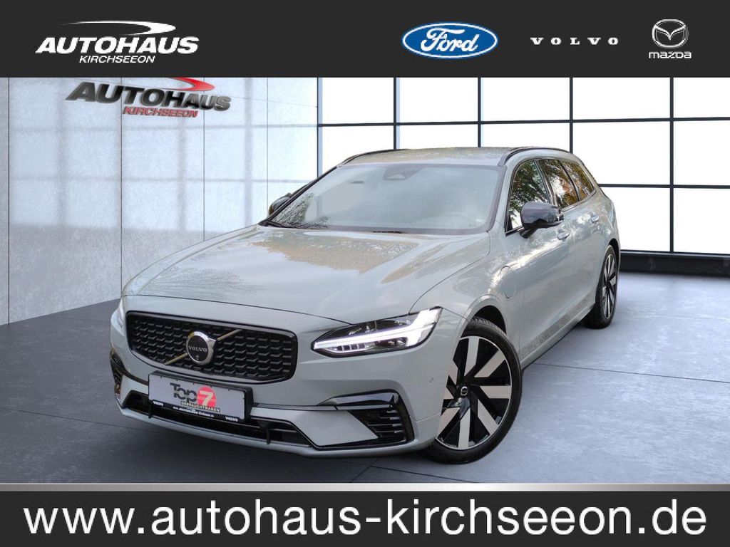 Volvo V90 2025