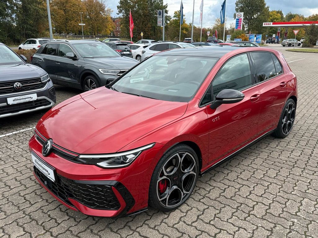 Volkswagen Golf 2024