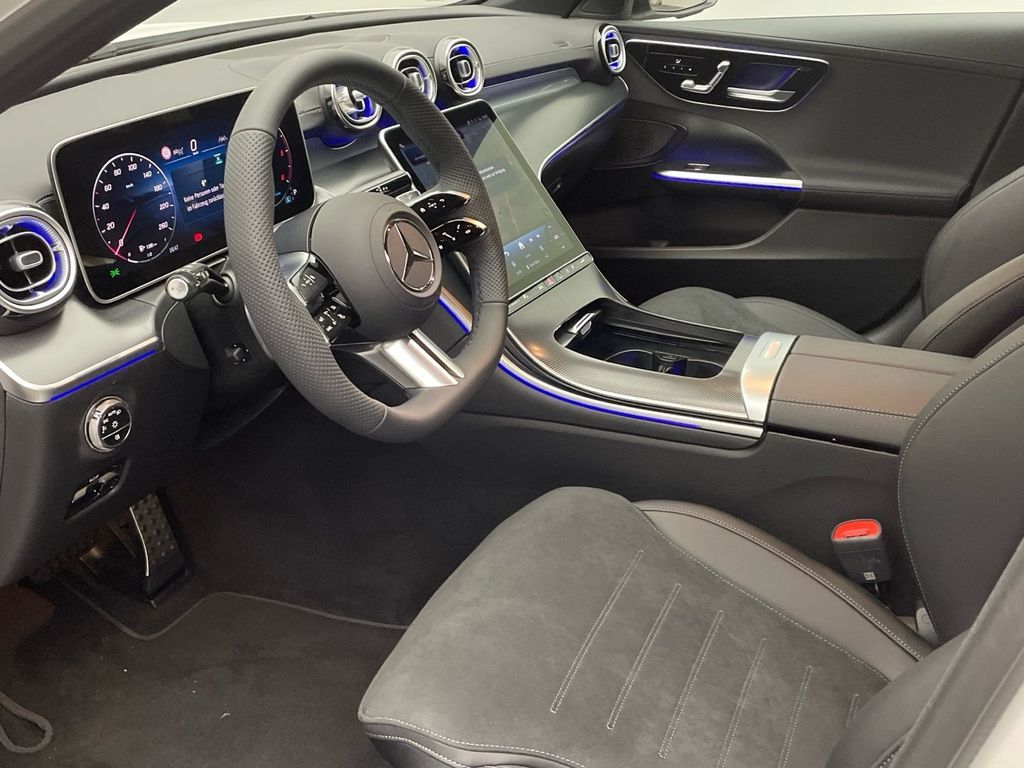 Mercedes-Benz C 220 2025