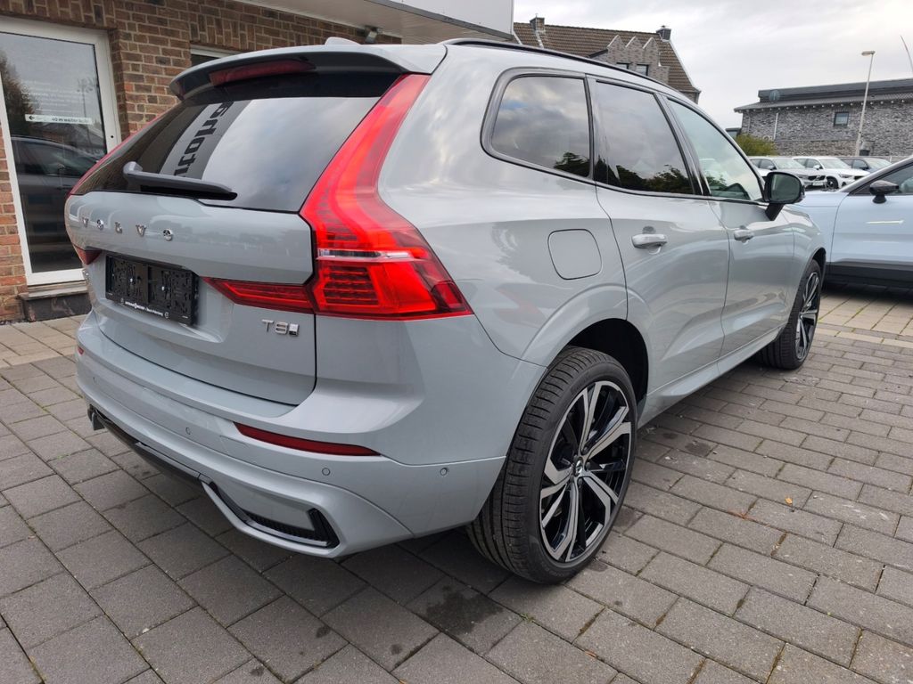 Volvo XC60 2025