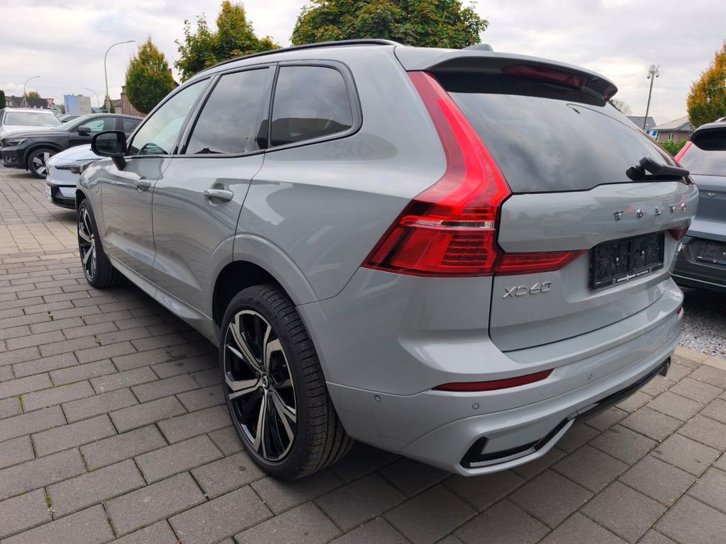 Volvo XC60 2025