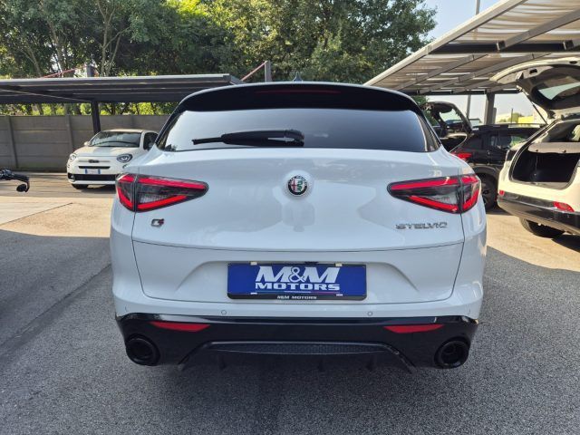 Alfa Romeo Stelvio 2024