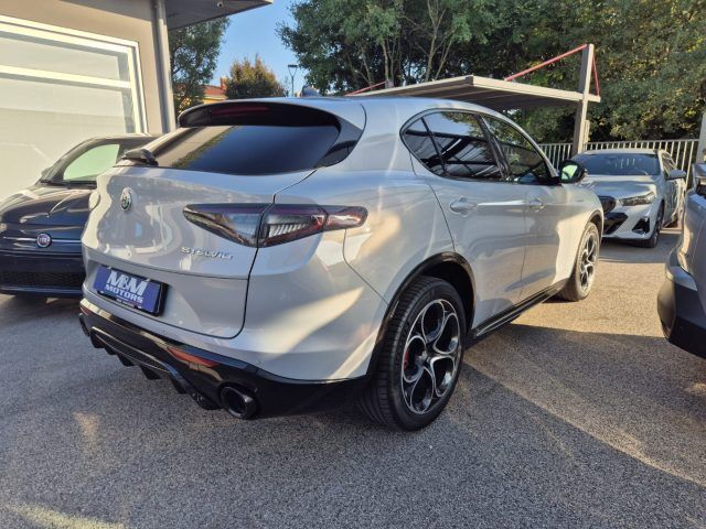 Alfa Romeo Stelvio 2024