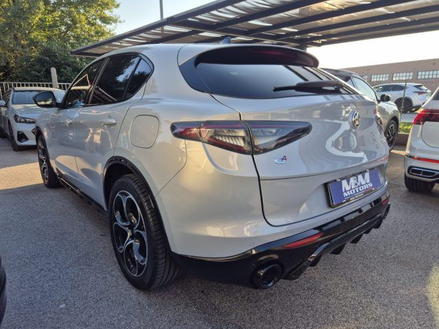 Alfa Romeo Stelvio 2024