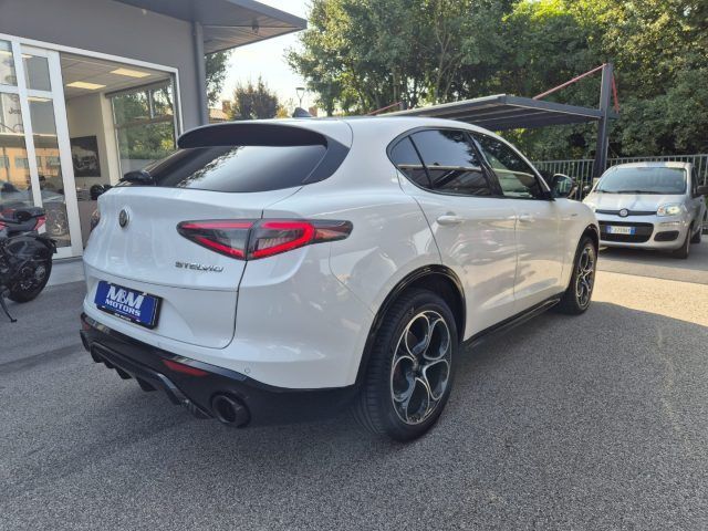 Alfa Romeo Stelvio 2024