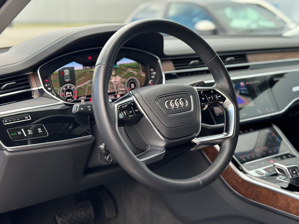 Audi A8 2021