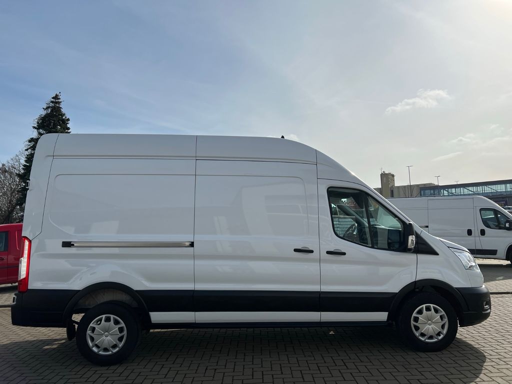 Ford Transit 2022