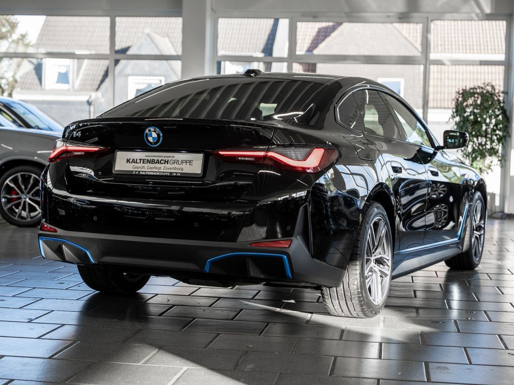 BMW i4 2023