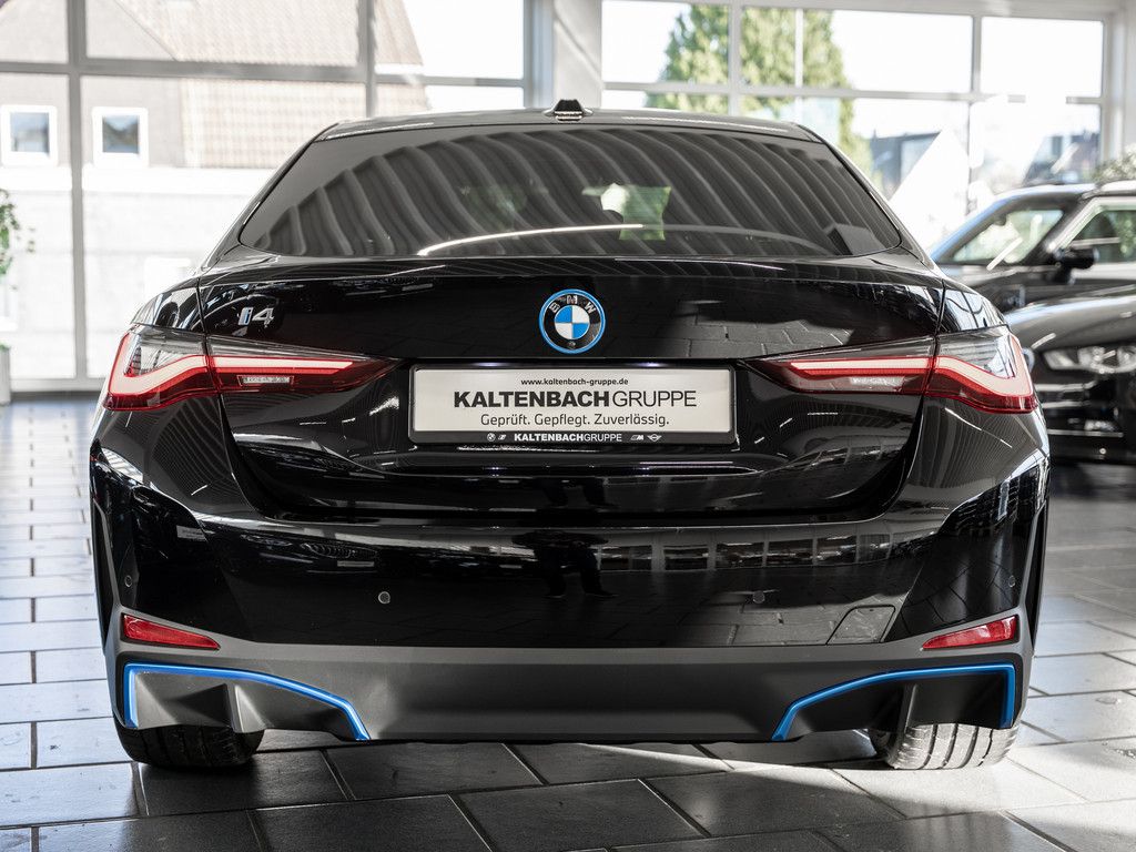 BMW i4 2023