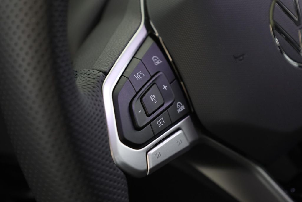 Volkswagen Tiguan 2025