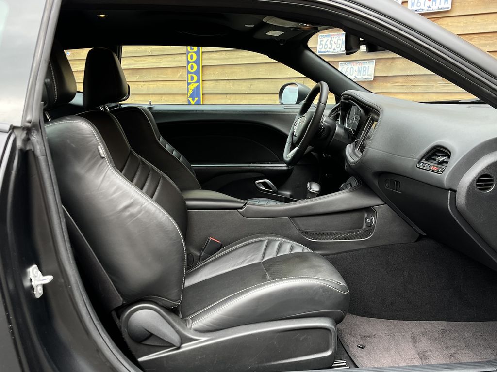 Dodge Challenger 2023