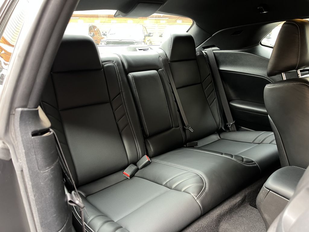 Dodge Challenger 2023